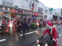 Avec les Pères Noel du MC Red Zone